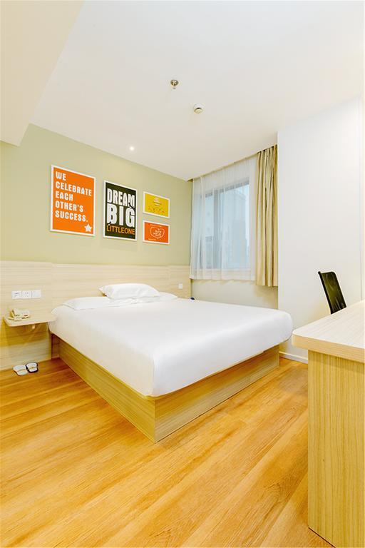 Hanting Express Beijing Sanlitun Pequim Exterior foto