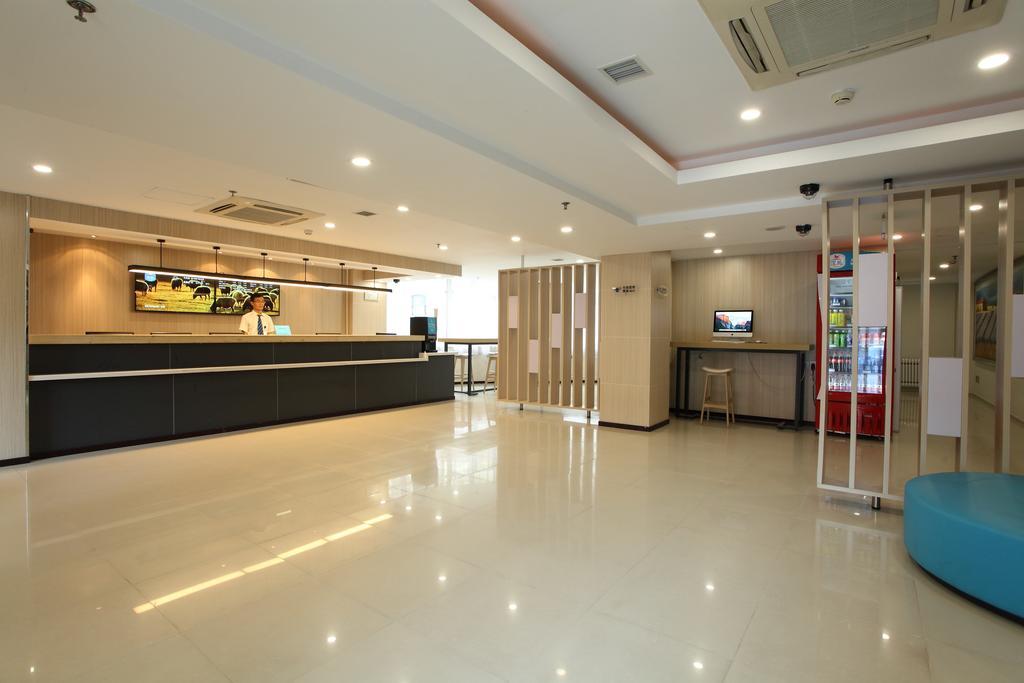 Hanting Express Beijing Sanlitun Pequim Exterior foto